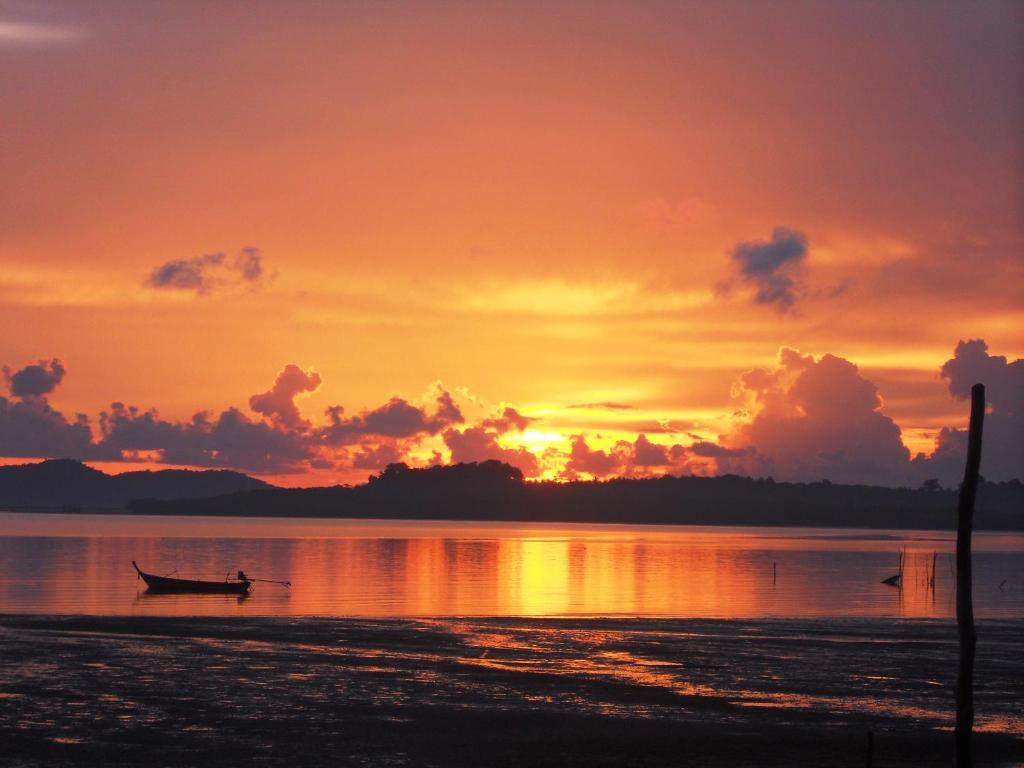 Lam Sai Village Hotel Ko Yao Noi Exteriör bild